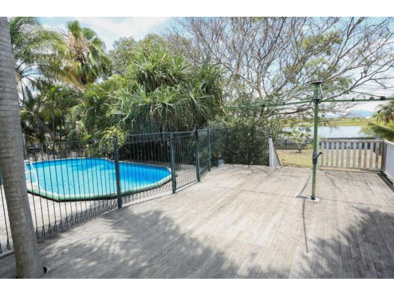 5 Ailsa Street, West Gladstone QLD 4680