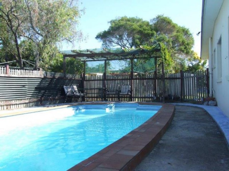 13 Streeter Street, Clinton QLD 4680