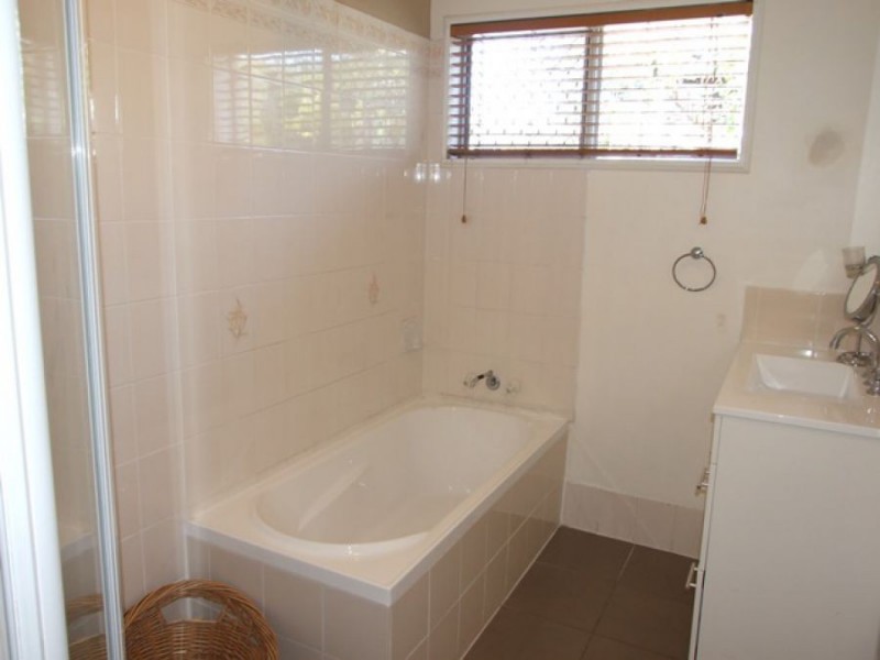 13 Streeter Street, Clinton QLD 4680