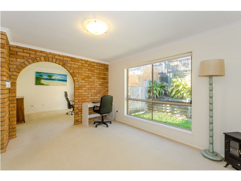 12 McIver Road, Clinton QLD 4680