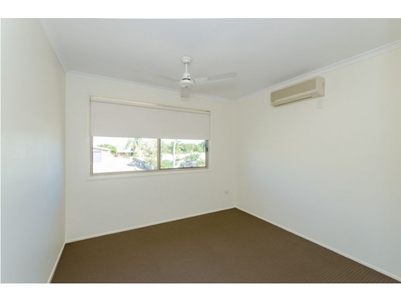 12 McIver Road, Clinton QLD 4680