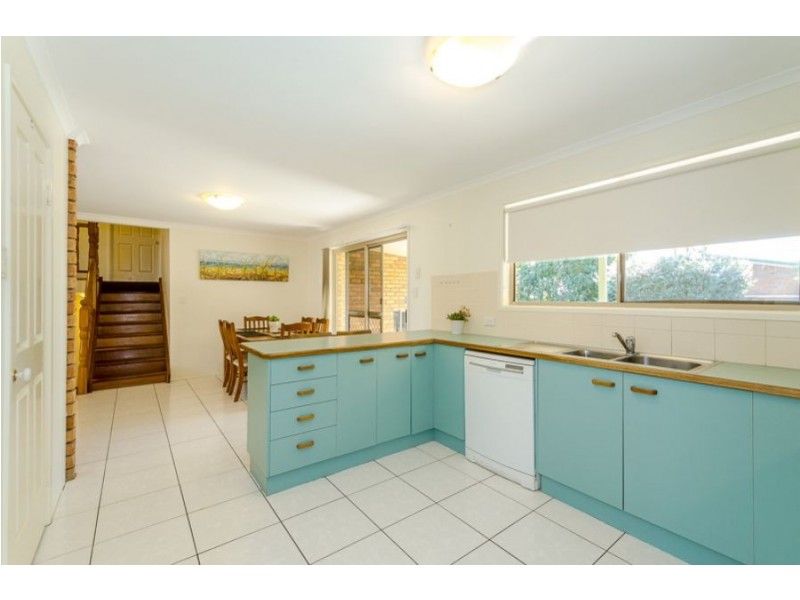 12 McIver Road, Clinton QLD 4680