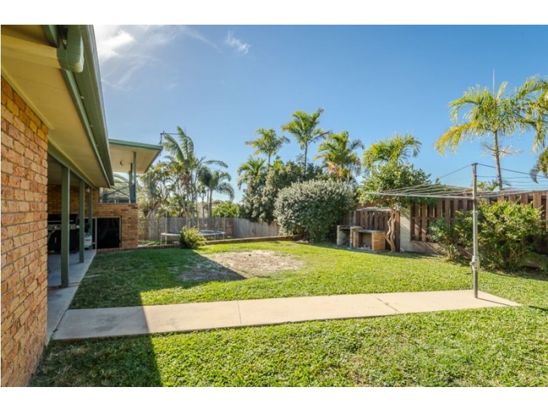 12 McIver Road, Clinton QLD 4680