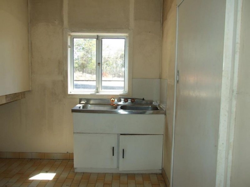 14 Little Bramston Street, Gladstone QLD 4680