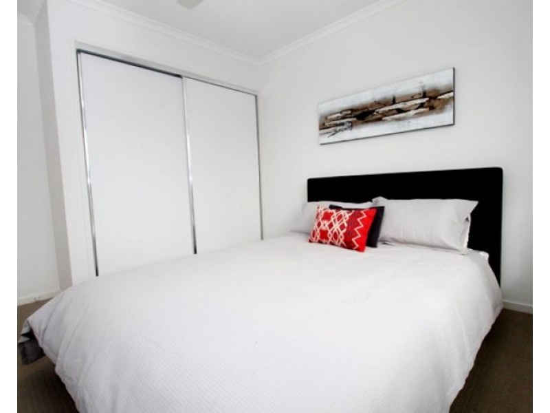 8/5 Glenlyon Street, Gladstone QLD 4680