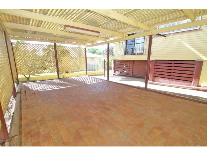 24 Bell Street, Barney Point QLD 4680