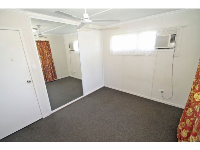 24 Bell Street, Barney Point QLD 4680