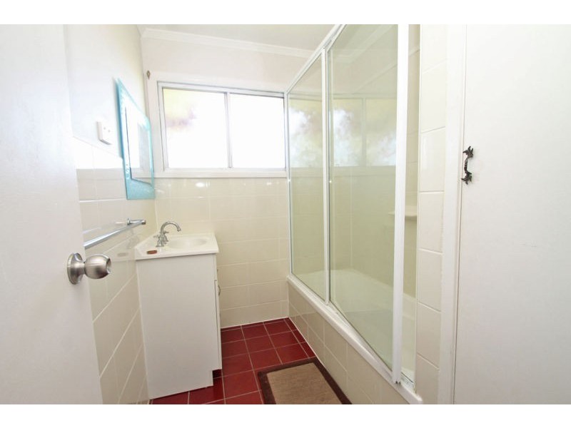 24 Bell Street, Barney Point QLD 4680