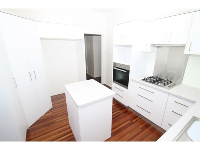 44 ADELAIDE STREET, South Gladstone QLD 4680