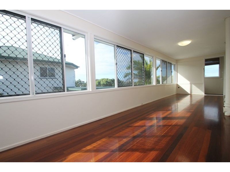 44 ADELAIDE STREET, South Gladstone QLD 4680