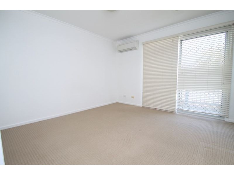 2/15 Ann Street, South Gladstone QLD 4680