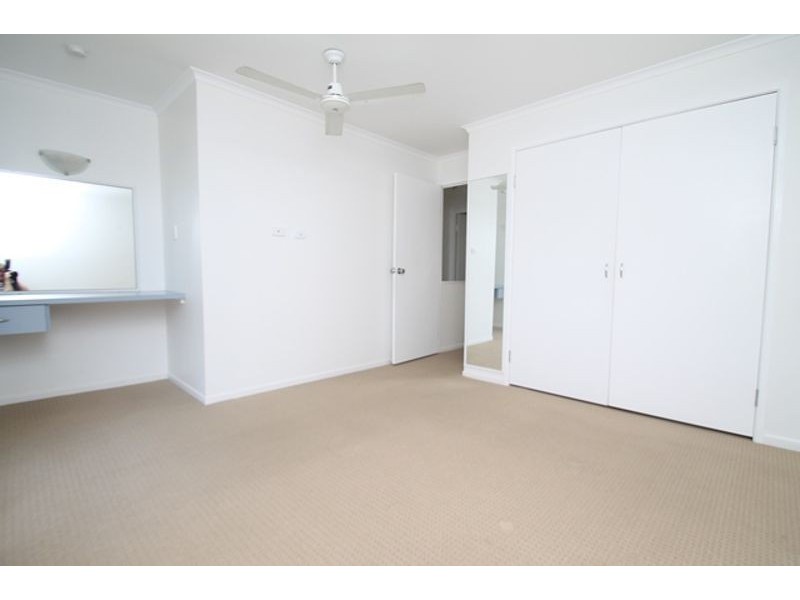 2/15 Ann Street, South Gladstone QLD 4680