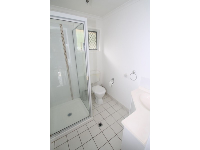 2/15 Ann Street, South Gladstone QLD 4680