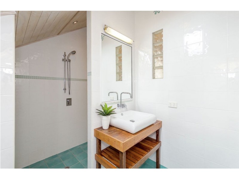 8 Longreach Court, Tannum Sands QLD 4680