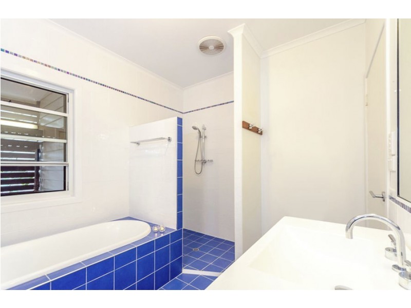 8 Longreach Court, Tannum Sands QLD 4680