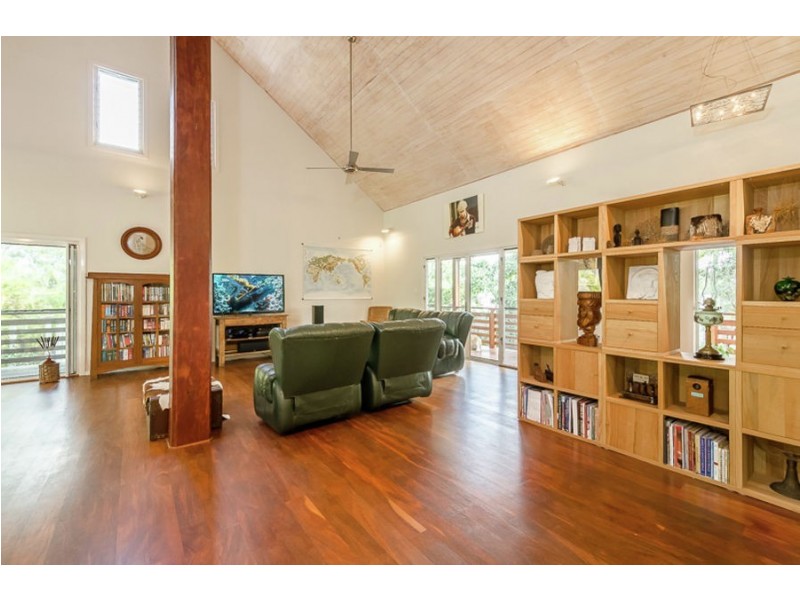 8 Longreach Court, Tannum Sands QLD 4680