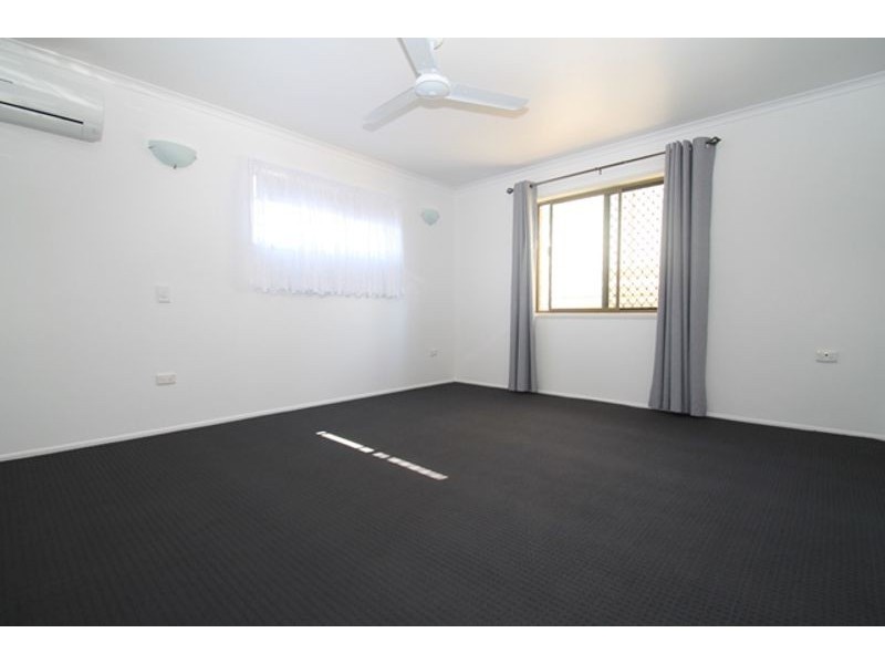 20 Aquarius Street, Clinton QLD 4680