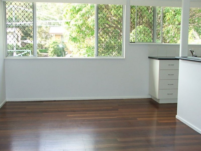 33 Philip Street, South Gladstone QLD 4680