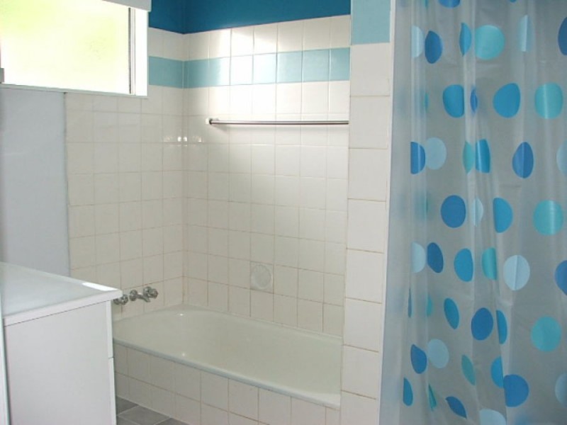 33 Philip Street, South Gladstone QLD 4680