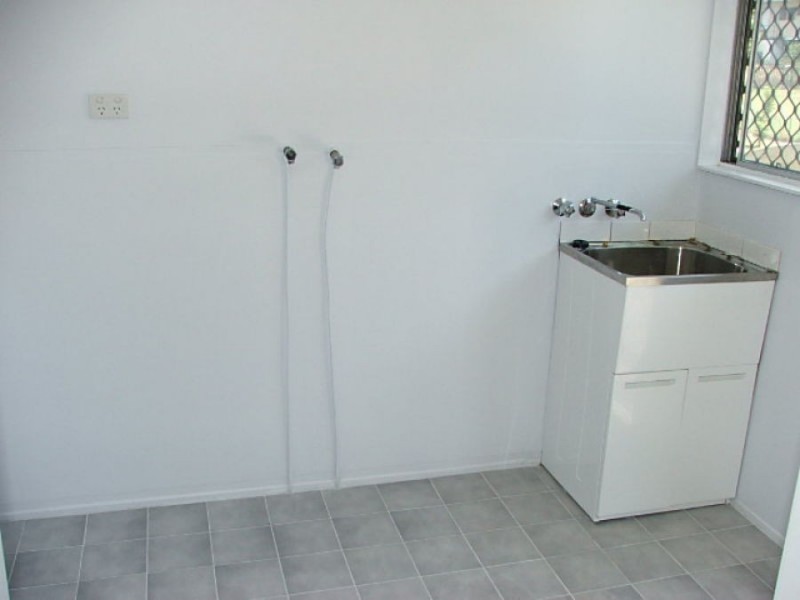 33 Philip Street, South Gladstone QLD 4680