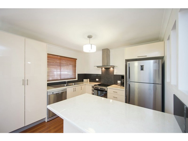 12 Satinay Street, New Auckland QLD 4680