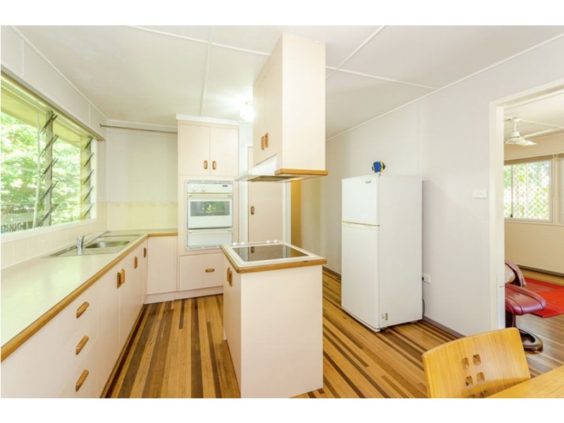 3 Harvey Street, West Gladstone QLD 4680