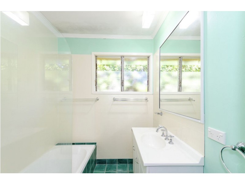 3 Harvey Street, West Gladstone QLD 4680