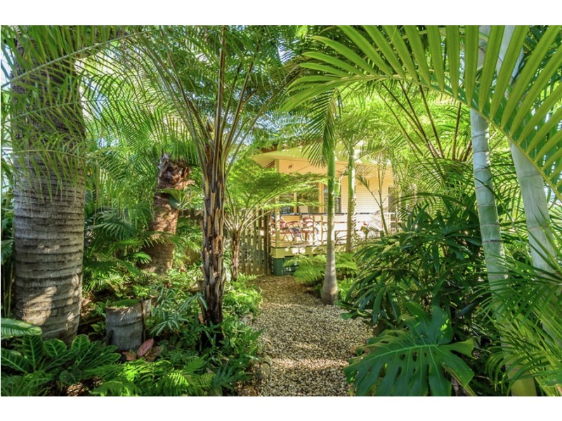 3 Harvey Street, West Gladstone QLD 4680