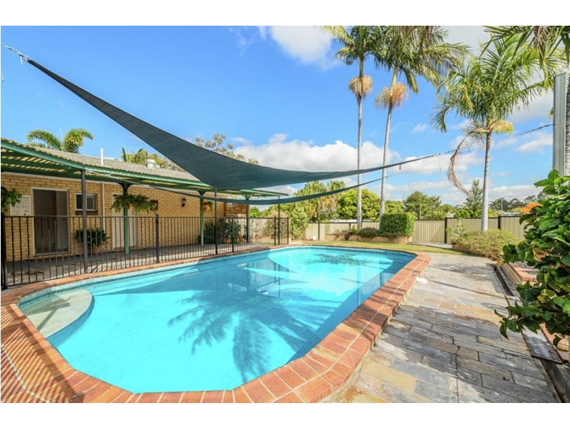1 Illawong Ct, Glen Eden QLD 4680