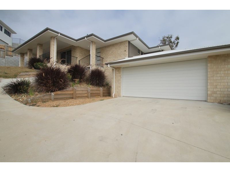 5 Deveney Drive, Kirkwood QLD 4680