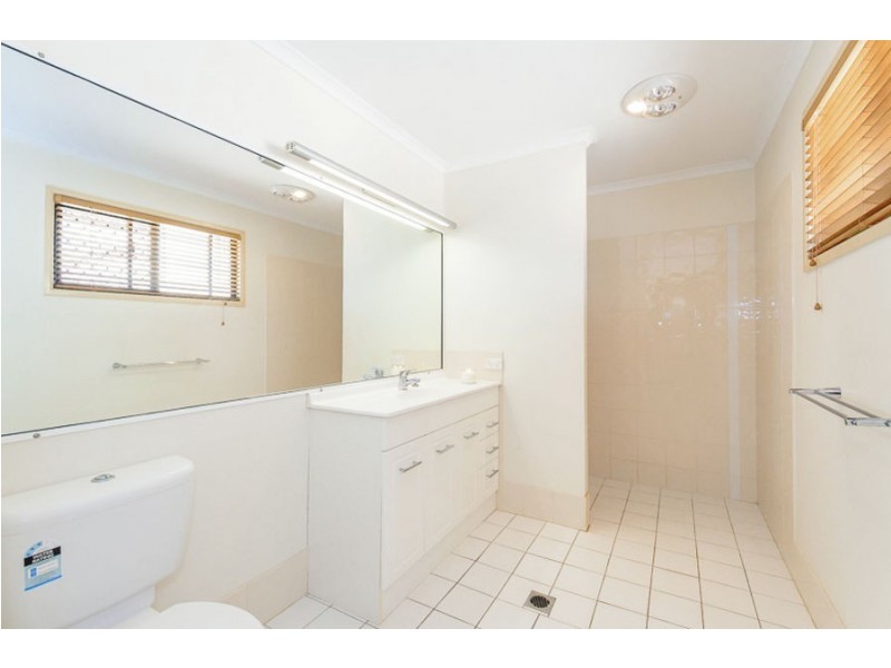 12 Ronald Crescent, Benaraby QLD 4680