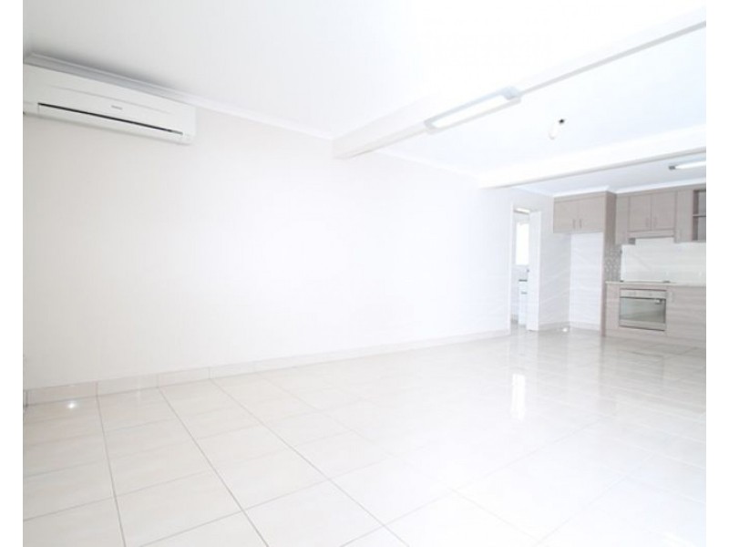 1/17 Mercedes Street, Clinton QLD 4680