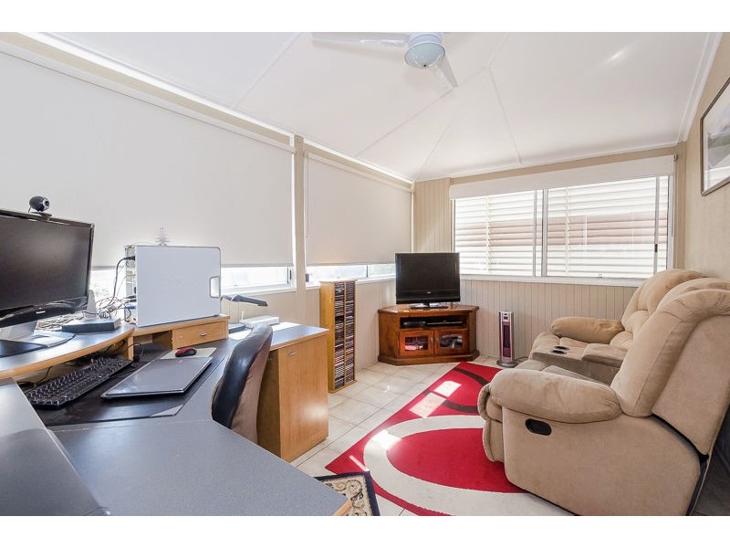 11 Buller Street, South Gladstone QLD 4680