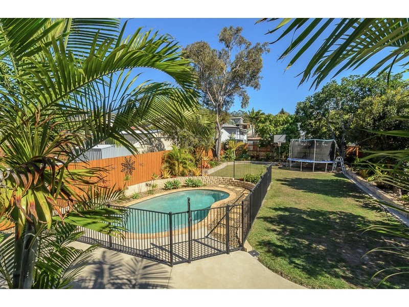 11 Buller Street, South Gladstone QLD 4680