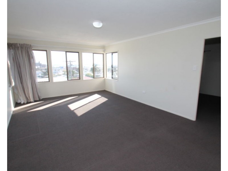 209 Goondoon Street, Gladstone QLD 4680