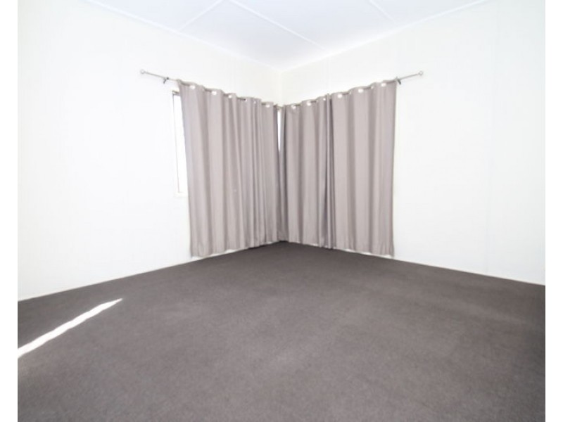 209 Goondoon Street, Gladstone QLD 4680