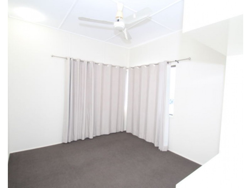 209 Goondoon Street, Gladstone QLD 4680