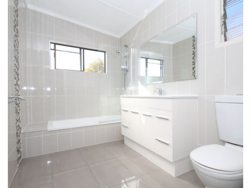 209 Goondoon Street, Gladstone QLD 4680