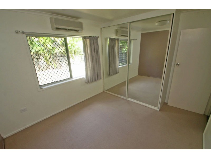 15 Anderson Street, Clinton QLD 4680