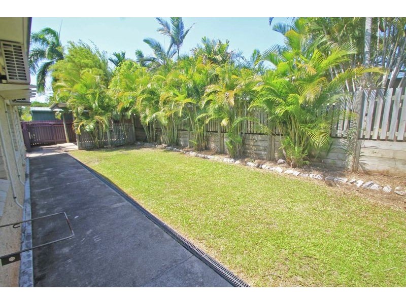 15 Anderson Street, Clinton QLD 4680