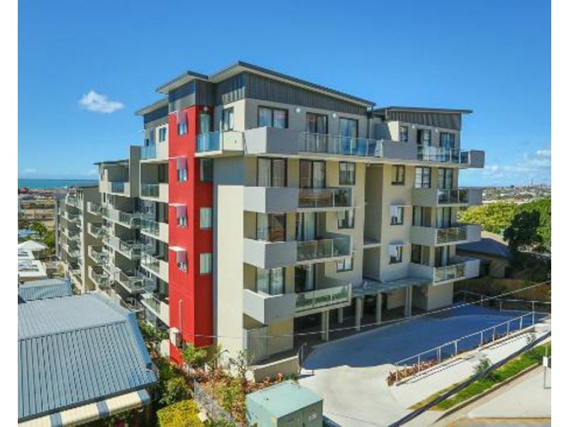 617/52 Oaka Lane, Gladstone QLD 4680