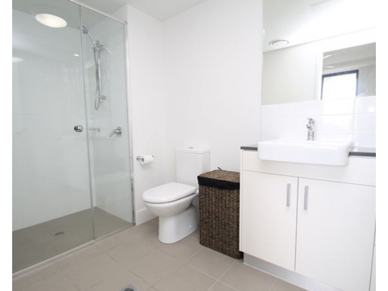 617/52 Oaka Lane, Gladstone QLD 4680