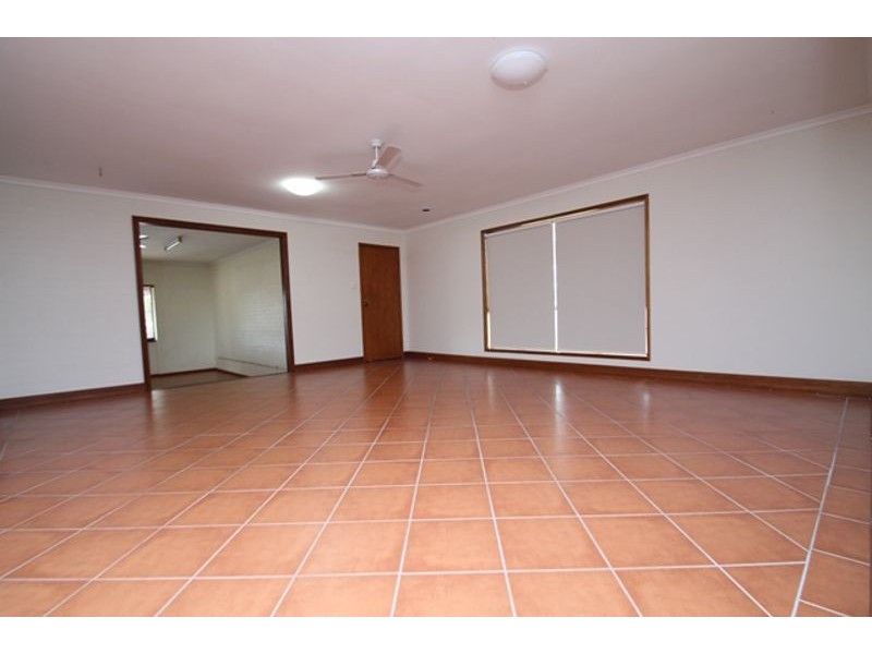 1 Gretel Drive, Clinton QLD 4680