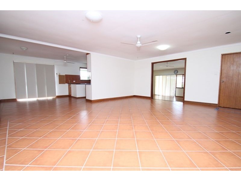 1 Gretel Drive, Clinton QLD 4680