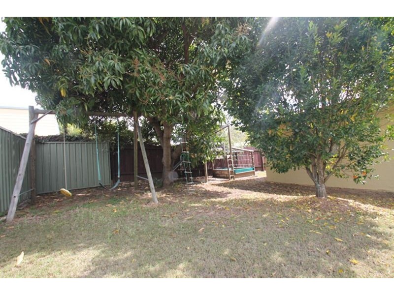 1 Gretel Drive, Clinton QLD 4680