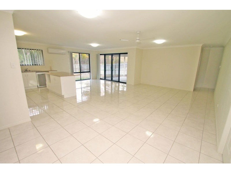 15 Ingra Close, Glen Eden QLD 4680