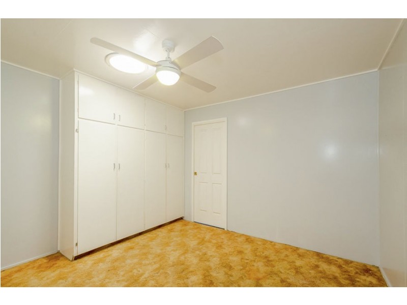 27 Dalton Street, Clinton QLD 4680