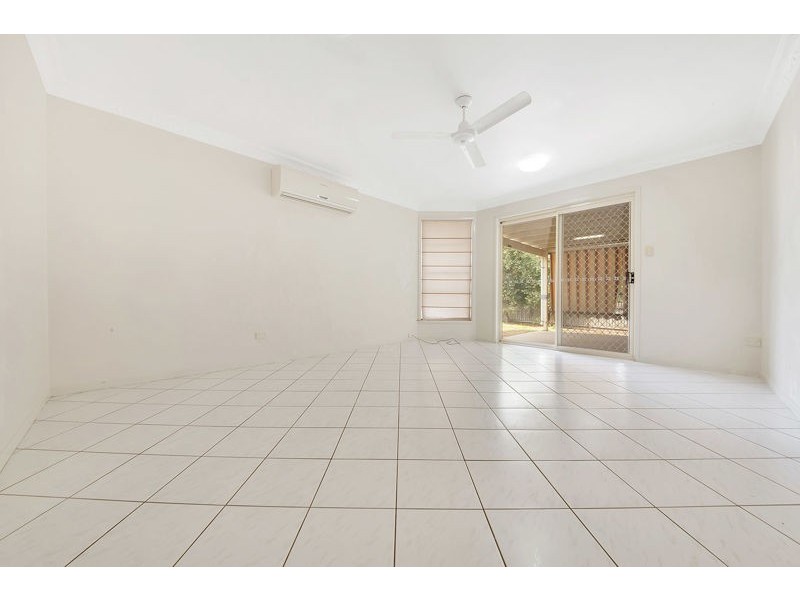 6 Selwyn Close, Telina QLD 4680