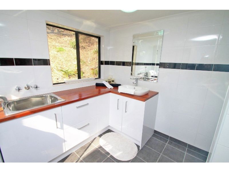 390 Spring Valley Road, West Stowe QLD 4680
