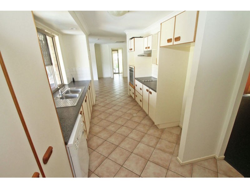 5 Palm Court, Clinton QLD 4680